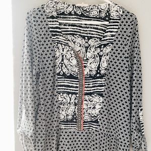 Women’s Mystree blouse black and white size medium